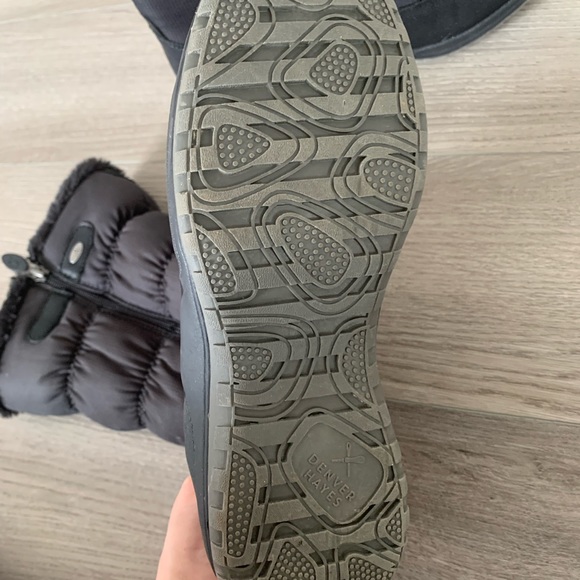 Size 6 Denver Hayes boots. Never worn. - Picture 3 of 4